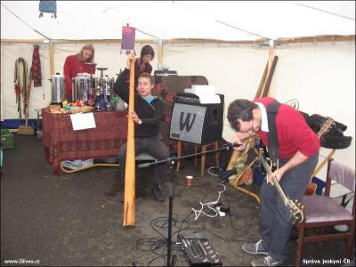 Didgeridoo v jeskyni Výpustek 2013