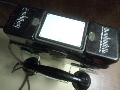 Polní telefon