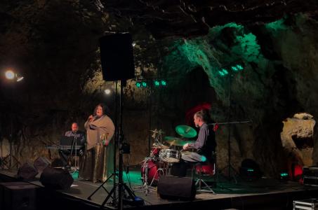 Pocta Haně Hegerové v jeskyni Výpustek, 11. 4. 2026